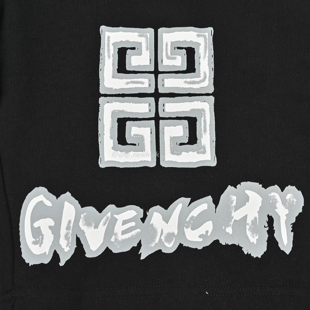 Givenchy 24ss Hand Drawn Logo Checkered Shorts (3) - newkick.cc